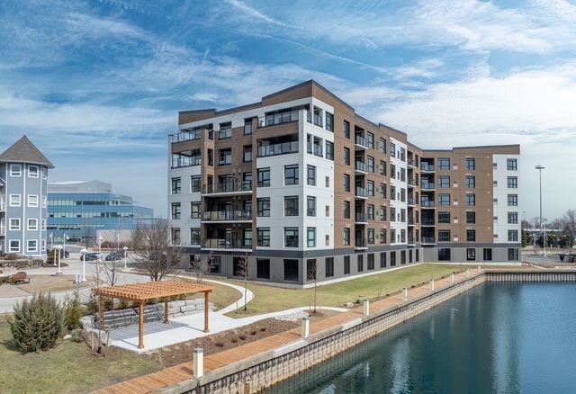 Venetian Harbour Apartments Project Image